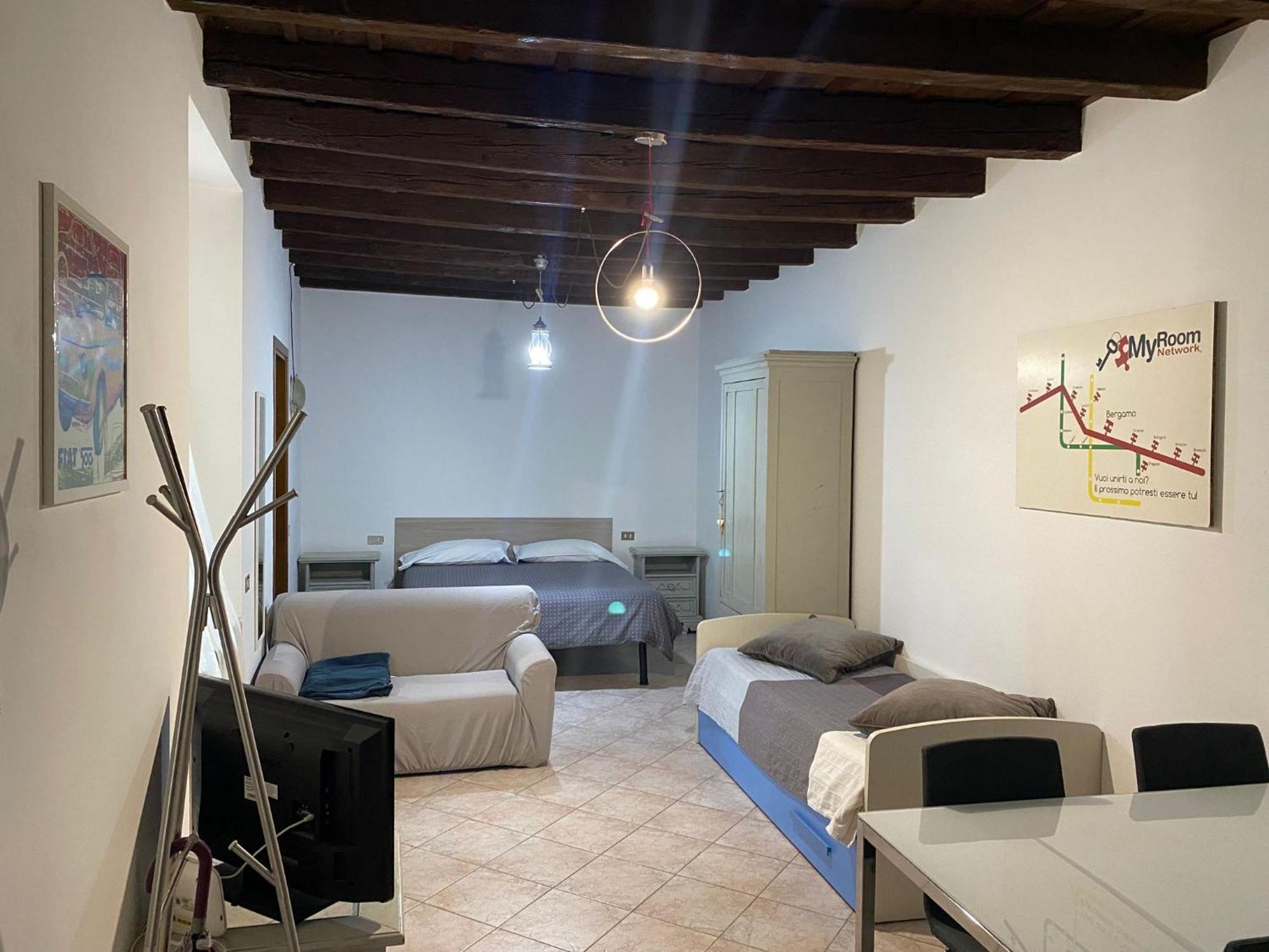 Myroom Center Flat Бергамо Екстериор снимка